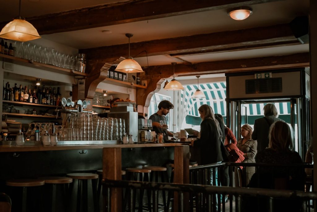 Vrijdagmiddagborrel Amsterdam-Oost bij Elsa’s!